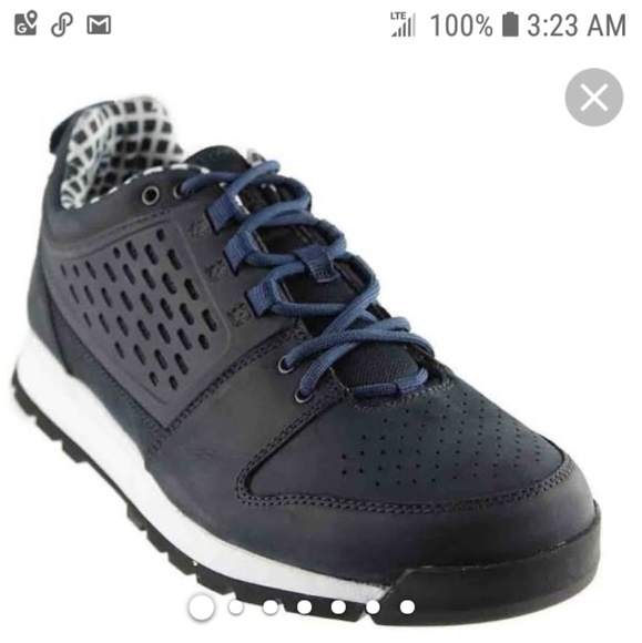 Shoes - Picture 4 of 4